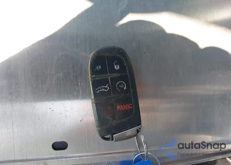 2021 Chrysler 300 300S из США, поврежденный, VIN 2C3CCABG0MH529359